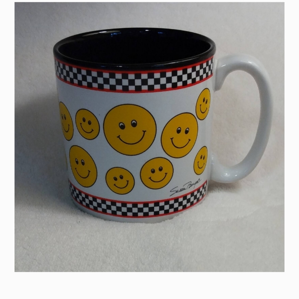 vintage smiley face mug